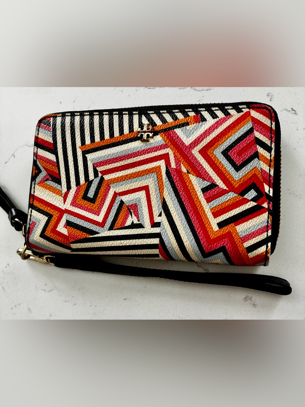 Tory Burch Kerrington Multi-Color Geometric Wristlet Wallet 4x6